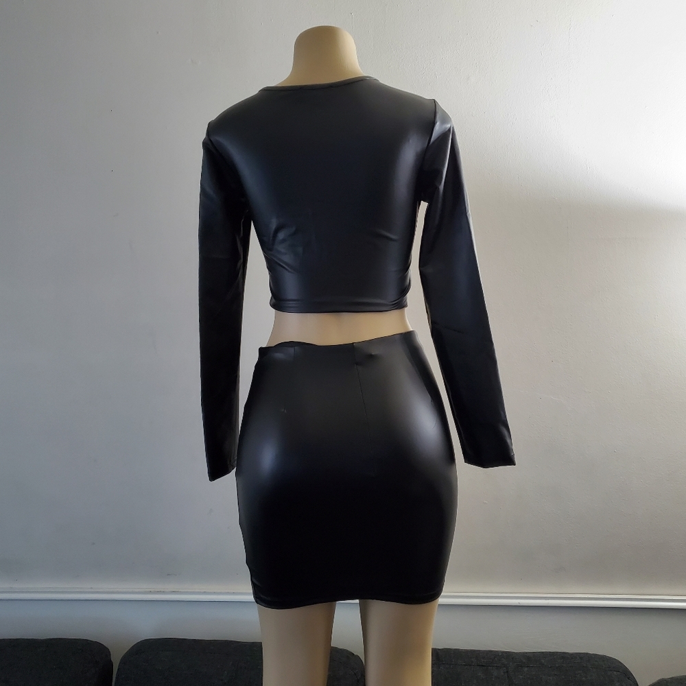 Vegan Faux Leather Mini Skirt Outfit - Picture 5 of 12